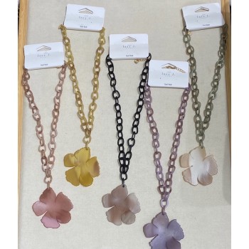 COLLANA IN RESINA FIORE